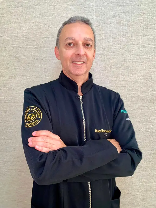 Dr. Diogo Conti, implantodontista em Linhares/ES